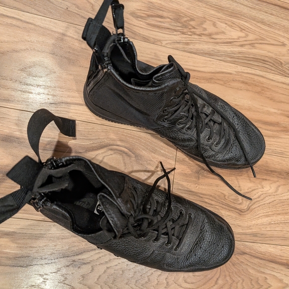 Air Black Men's High-Top Sneakers - Picture 5 of 5